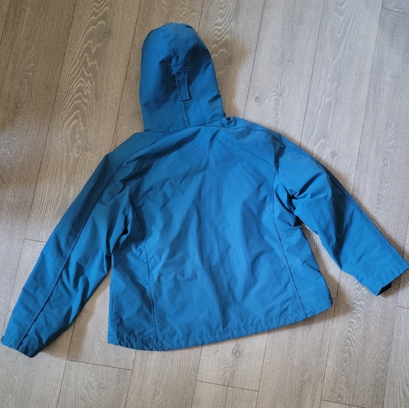 L.L.Bean Nylon Jacket - Picture 2 of 3